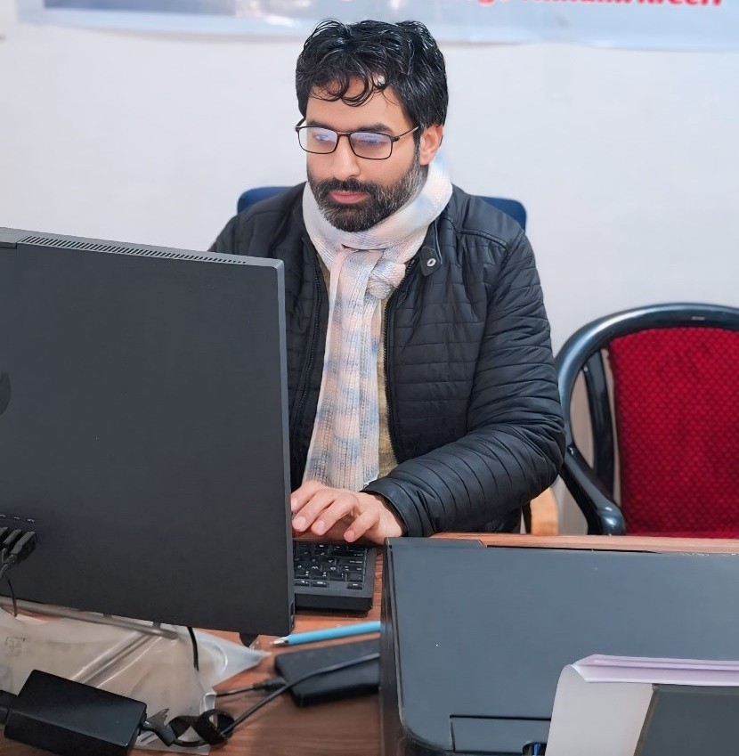  Dr. Khursheed Ahmad Wani